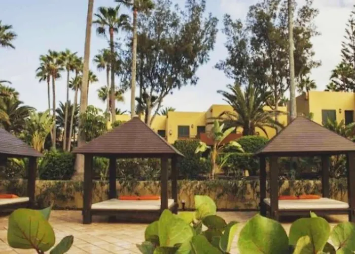 Atlantic Garden - Quiet Apartment, Central And Close To The Beach